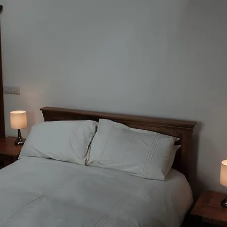 旅馆 瑞斯小屋旅馆 *
