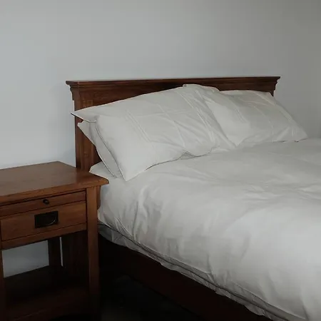 瑞斯小屋旅馆